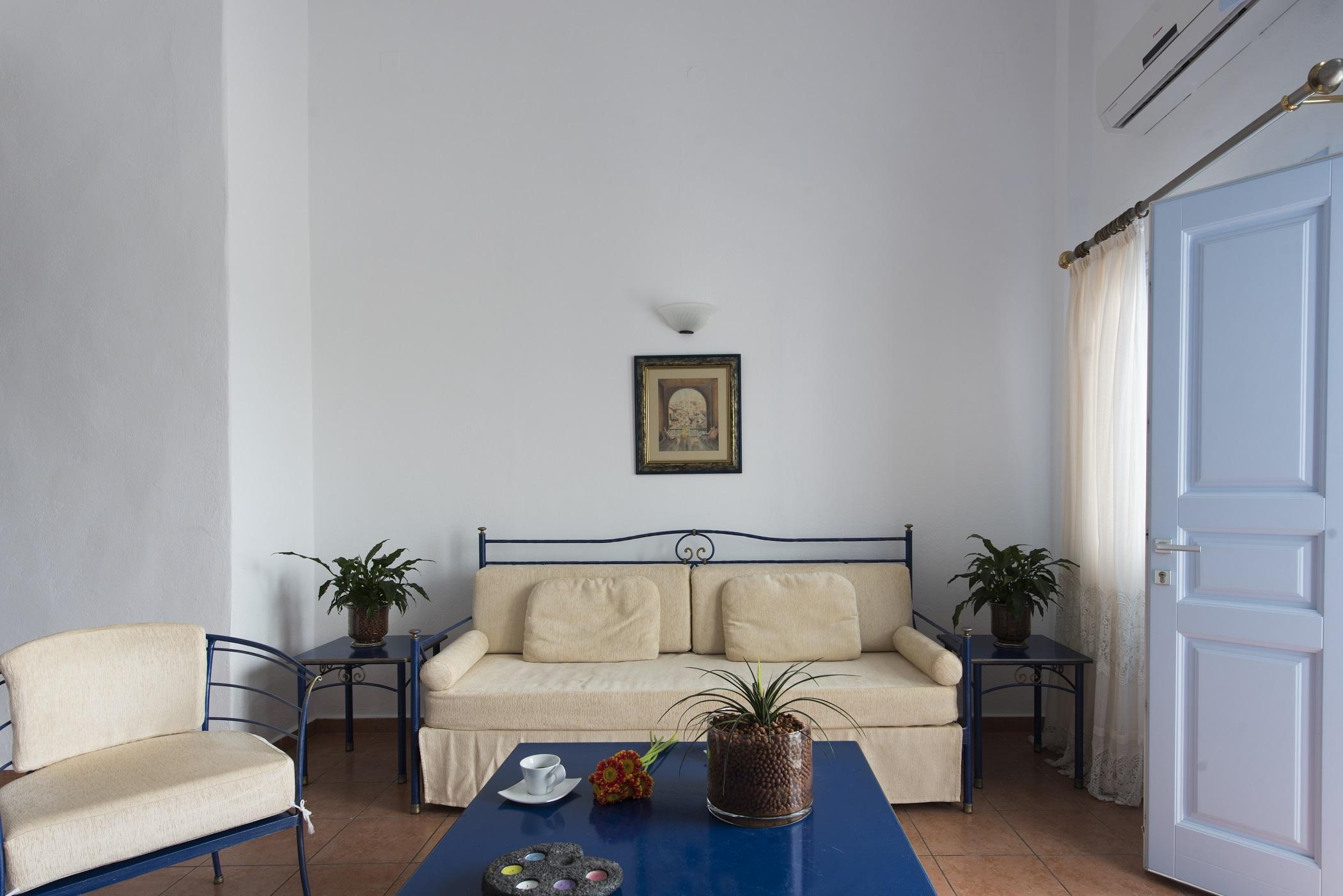 Kastro Hotel