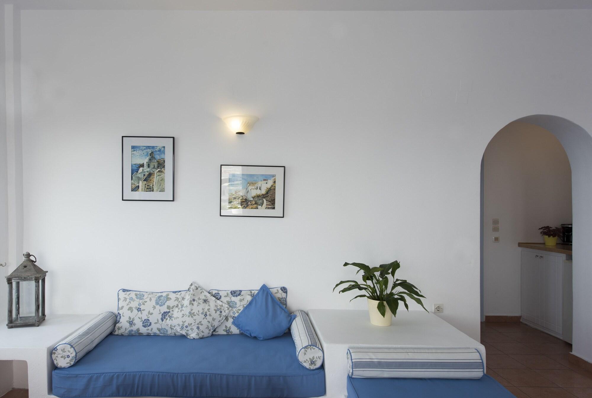 Kastro Hotel Fira (Santorini)