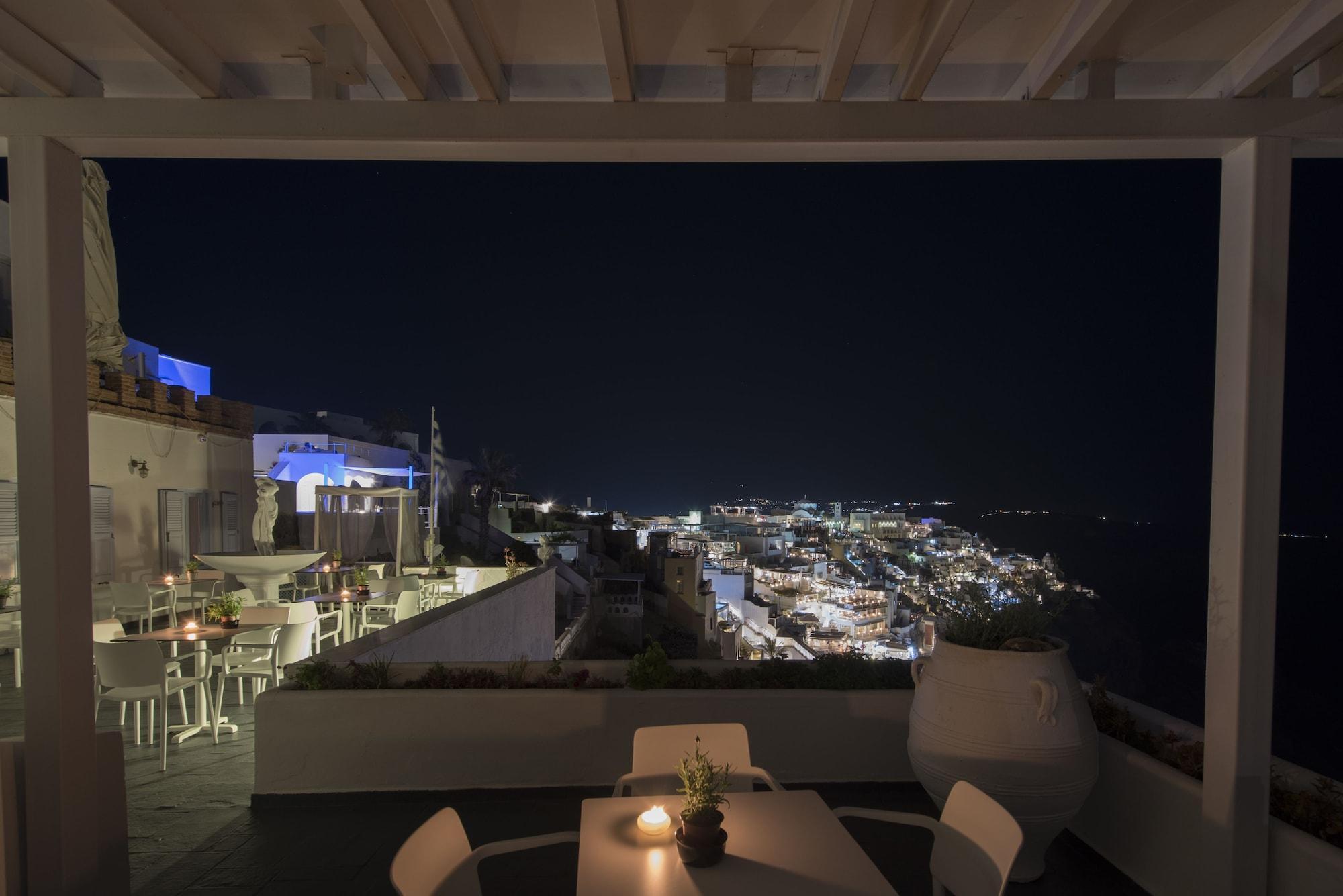 Kastro Hotel Fira (Santorini)
